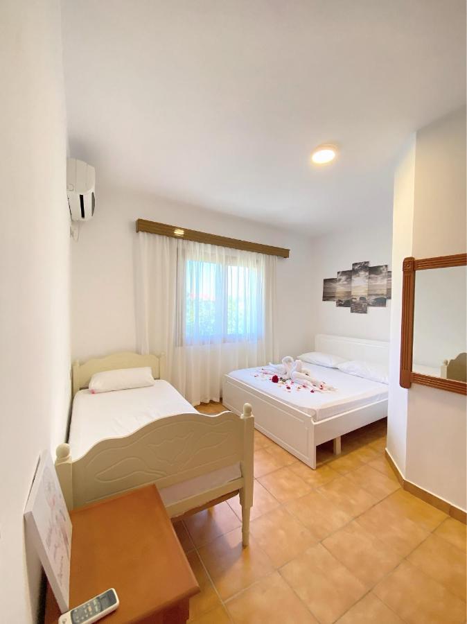 Vila Arlind Vlore Exterior photo