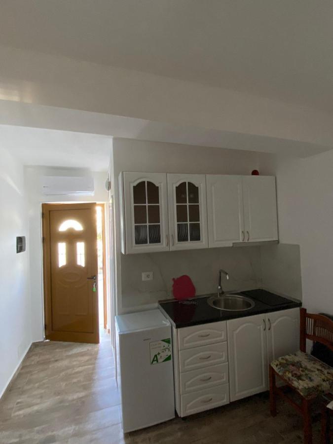 Vila Arlind Vlore Exterior photo